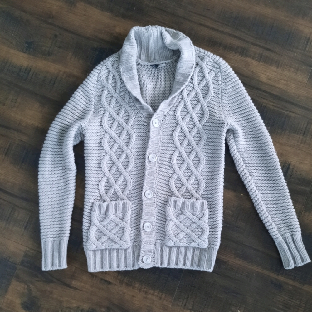 Cable knit cardigan